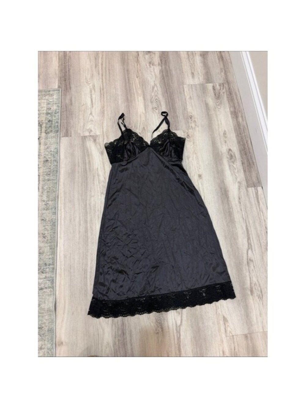 VINTAGE Y2K Black Lace-Trim Slip midi dress Nightgown size 36 U.S. small